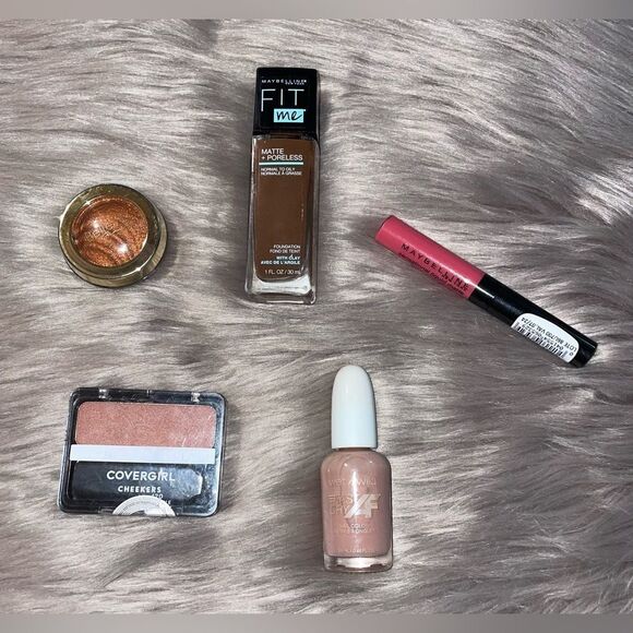 5 for $25🔥5 Piece Makeup Bundle- New - Picture 1 of 2